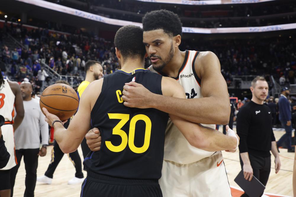 赛季表现的 赛季表现的